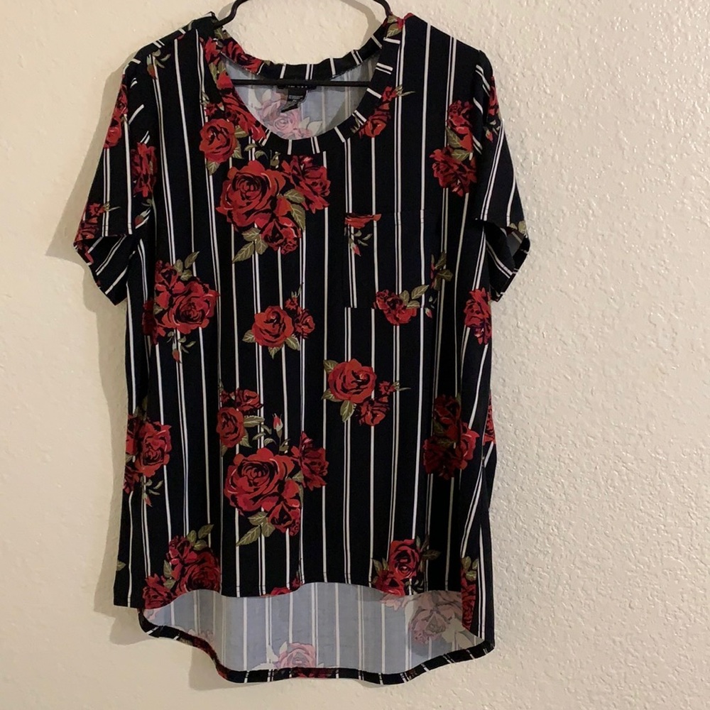Bae City 2x Black Rose T-shirt with White Stripes.